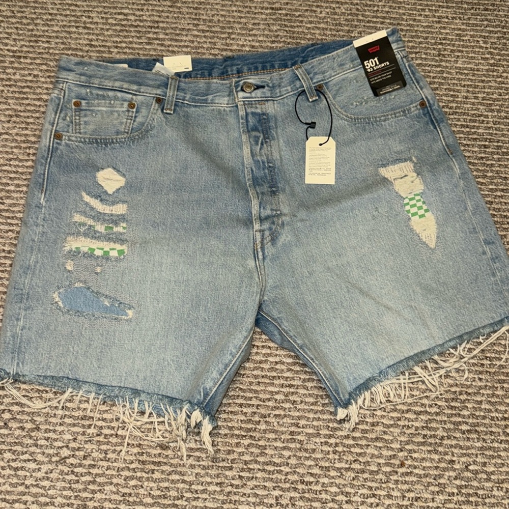 LEVI ‘93 shorts